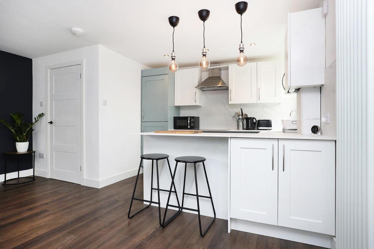 Joivy Contemporary Royal Mile Apartment With Balcony Эдинбург Экстерьер фото